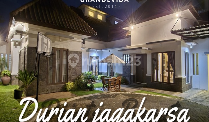 RUMAH DI JAGAKARSA JL DURIAN HALAMAN SANGAT LUAS TERAWAT DAN SIAP HUNI