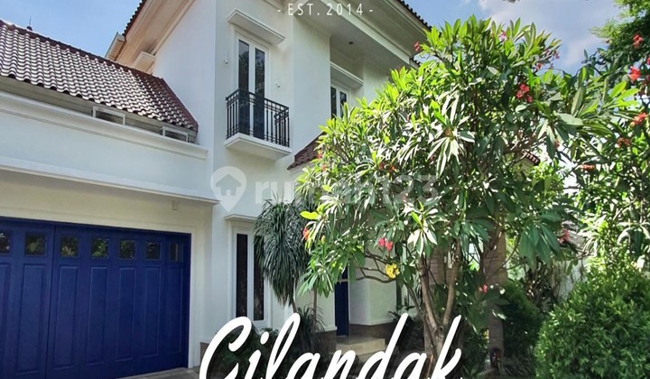 RUMAH DI CILANDAK MEWAH DAN CANTIK TANAH LUAS BANGUNAN BESAR ADA POOL