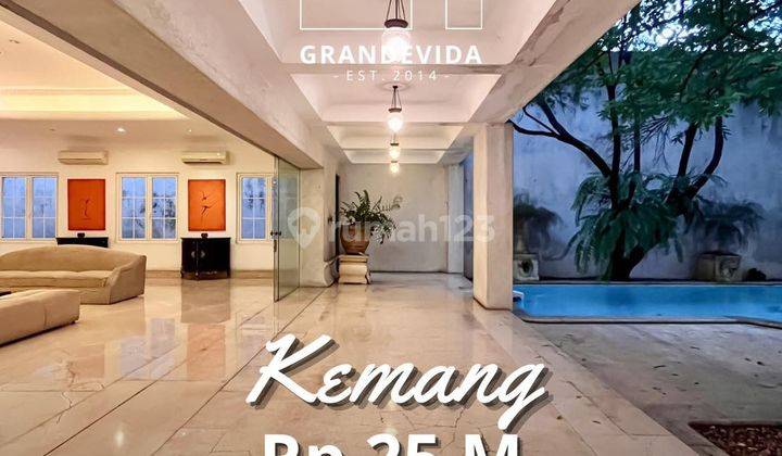 RUMAH DENGAN KONSEP VILLA DESIGN MODERN CLASSIC TANAH YANG LUAS DAN BANGUNAN LUAS 1