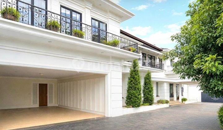 Luxury House Modern Classic Design High-Quality Materials Ready to Use