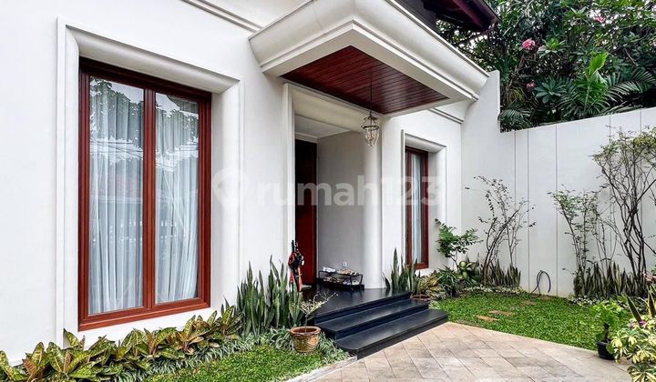 Rumah Baru Design Tropis 2 Lantai Siap Huni Jalan Lebar Cipete