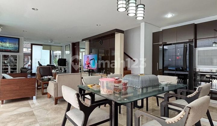 Rumah Minimalis 2 Lantai Dalam Townhouse Ampera Dekat Kemang 2