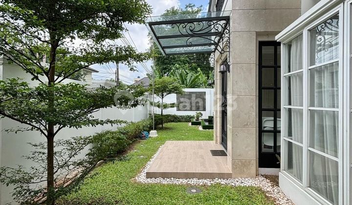 Rumah Siap Huni 2 Lantai Design Klasik Pool Besar Di Jagakarsa 2