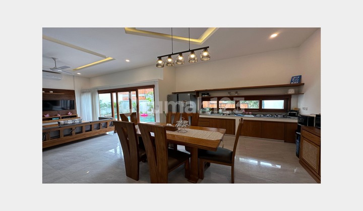 BRAND NEW 3 BEDROOMS VILLA AT CENTRAL BERAWA CANGGU