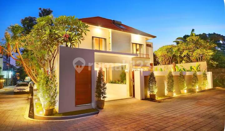 5 Bed Rooms Private Modern Luxury Villa In Prime Location Petitenget Seminyak 5 Bed Rooms Private Modern Luxury Villa In Prime Location Petitenget Seminyak