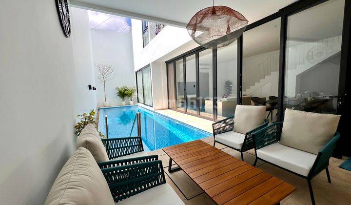 4 Bedrooms Brand New Modern Villa In The Central Of Seminyak 2