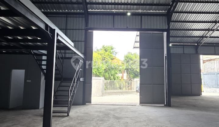 Warehouse in Strategic Location Direct Access to Ngurah Rai Bypass Road Warehouse in Strategic Location Direct Access to Ngurah Rai Bypass Road