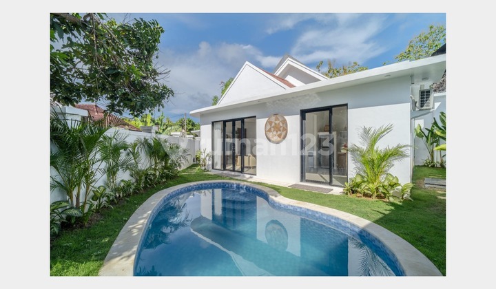 2 Bedrooms Minimalis Modern Style Location Benoa Nusa Dua