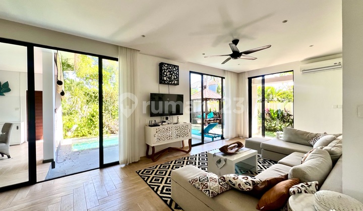 3 Bedrooms Minimalist Modern Style in Nusadua