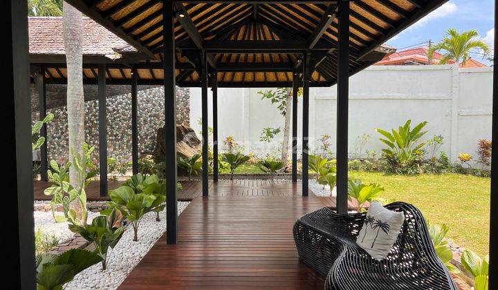 Discover A Hidden Gem 5 Bedrooms A Colonial modern Tropical Retreat , River View And Junggle Location At Munggu Canggu  2