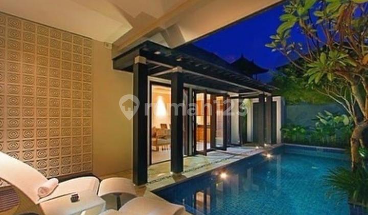 Villa nuansa tropis lokasi strategis di Pusat Seminyak Bali 2