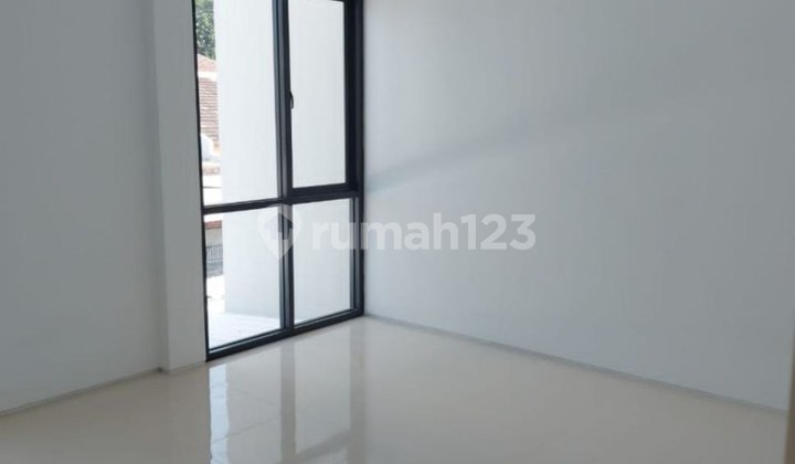 For Sale. Minimalist Modern >> One step to Toll Road/ Industrial Area 2