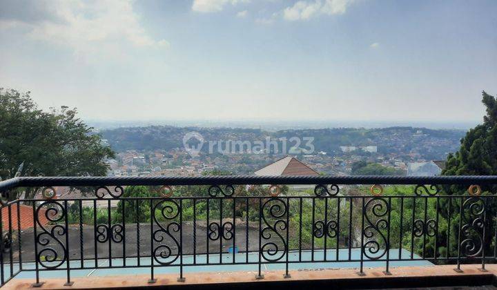 Di jual rumah siap pakai view kota semarang 1