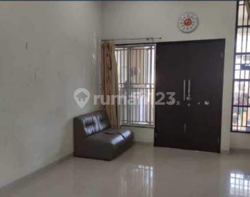 Dijual Rumah Siap Pakai Puri Anjasmoro 2