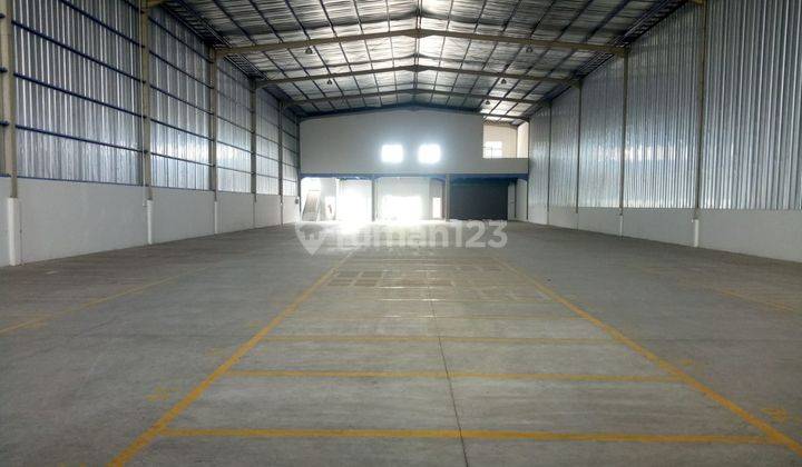 Gudang Siap Pakai Ada Loading Dock Dekat Tol