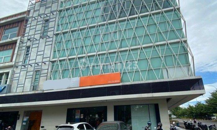 Gedung Office 4,5 Lantai Ada Lift dekat Tol Cikarang 1