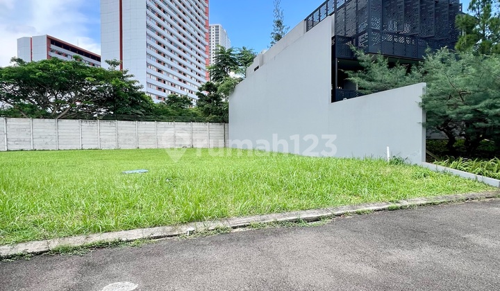 Harga Miring! Kawasan Pengusaha Sukses! Mau Jual Cepat! Kavling Sultan di Cluster Victoria! Area Premium di Pusat Bisnis Alam Sutera! Selangkah ke Toll