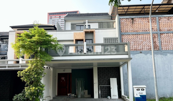 Turun Harga! bisa Nego Sadis! Fully Renovated! Nego Sampai Deal! 3 Lantai di Victoria Alam Sutera! Sebelah Taman Bagus Sekali Area Rindang Jarang Ada Rumah Bagus PPJB di Cluster Sutera Victoria Alam Sutera, Jl. Lingkar Barat, Panunggangan, Pinang, Kota Ta Turun Harga! bisa Nego Sadis! Fully Renovated! Nego Sampai Deal! 3 Lantai di Victoria Alam Sutera! Sebelah Taman Bagus Sekali Area Rindang Jarang Ada Rumah Bagus PPJB di Cluster Sutera Victoria Alam Sutera, Jl. Lingkar Barat, Panunggangan, Pinang, Kota Ta