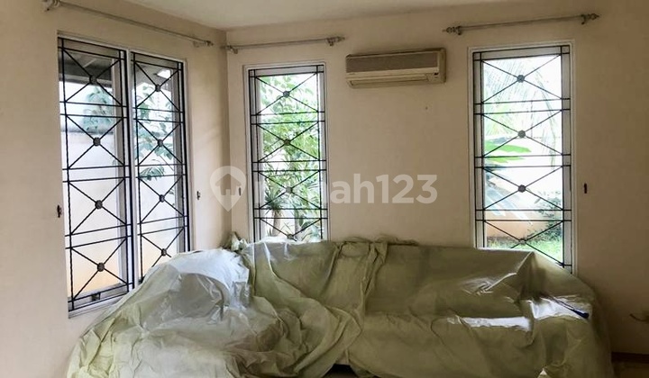 Feels Like a Villa! Beverly Golf Garden Lippo Karawaci! An Elite, Comfortable, and Serene Area Perfect for a Harmonious Family 2