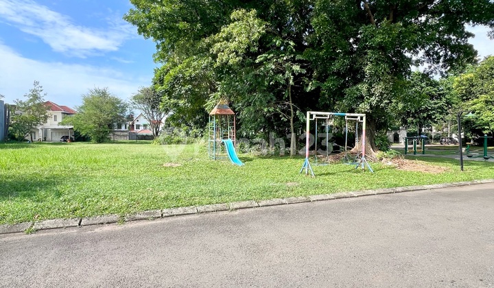 Sebelah Taman Fasum! Mertua Pasti Suka! Area Rindang dan Sejuk! Cluster Cemara Hanya Selangkah ke Mall Keamanan Terjamin