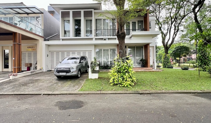 Beautiful Home! Rumah Terbesar di Cluster! Kawasan Elite Sejuk Sangat Nyaman! Cluster Orlanda Alam Sutera! Rumah Hoek Hadap Timur Sangat Spesial Keamanan 24 Jam