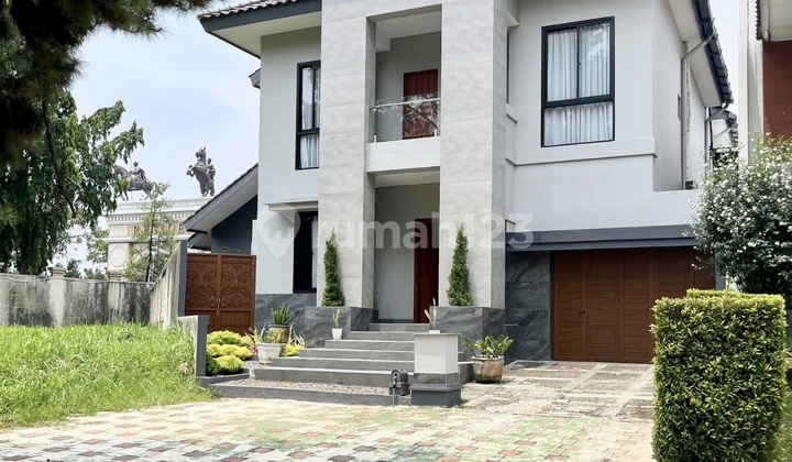 Rumah Rasa Villa! Edelweiss Garden BSD! Comfortable and Cool Living Area with a Very Strategic Location