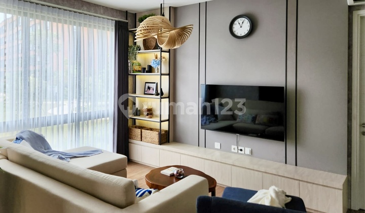 Luxury! Pool View! Lloyd 3 Bedrooms Fully Furnished Just Bring Your Suitcase! Apartment with a Home Feel 70% Green Space 2