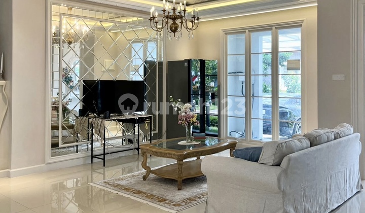 Luxury European Home! Premium Spec At Menaggio Village Gading Serpong! Corner House in a Comfortable and Safe Area 2