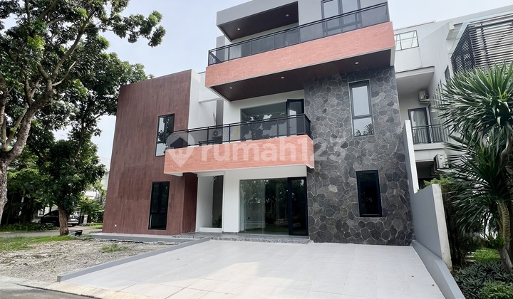 Rumah Baru! Bangunan Mandiri! Cluster Super Strategis Di Sutera Palmyra Alam Sutera Keamanan 24 Jam Bebas Banjir! Harga Bisa Nego Siap Langsung Survey 1