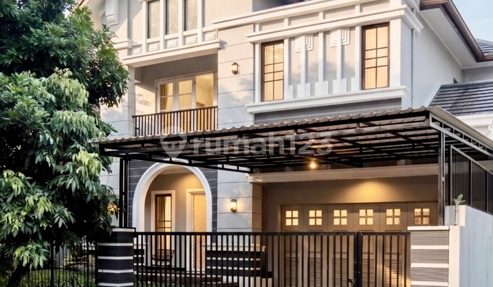 Still negotiable! Old Money house at Telaga Golf BSD! Perfect for a harmonious family, best location. Still negotiable! Old Money house at Telaga Golf BSD! Perfect for a harmonious family, best location.