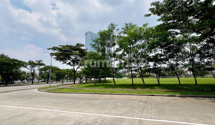 Super Prime! Alam Sutera Boulevard Street! 2 Minutes From Toll! Very Strategic Location In The Center Of Alam Sutera Row, Very Wide Road! Super Prime! Alam Sutera Boulevard Street! 2 Minutes From Toll! Very Strategic Location In The Center Of Alam Sutera Row, Very Wide Road!