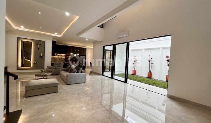 All Brand New! Just Bring Your Suitcase! Luxury House in Buana Alam Sutera Cluster! Prime Location Near Mall, Safe and Cool Area 2