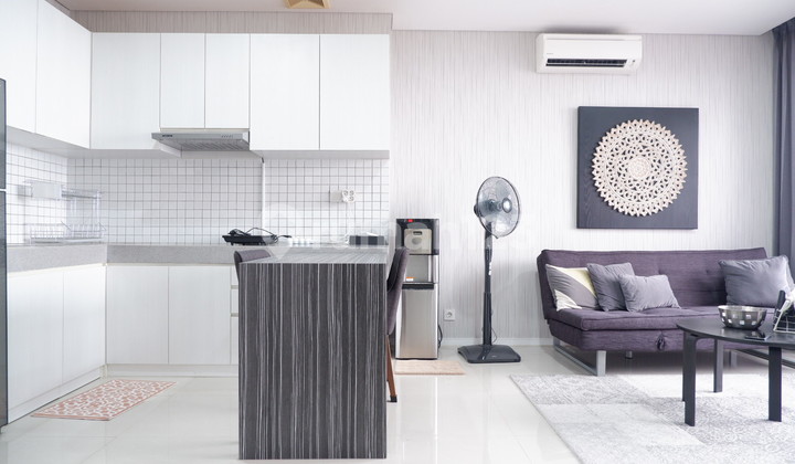 Sebelah Kampus! Tinggal Jalan Kaki! Apartemen Siap Huni Tinggal Bawa Koper Fully Furnished Design Homey Fasilitas Bintang 5 Apartemen 1 Kamar Tidur Furnished Bagus 2