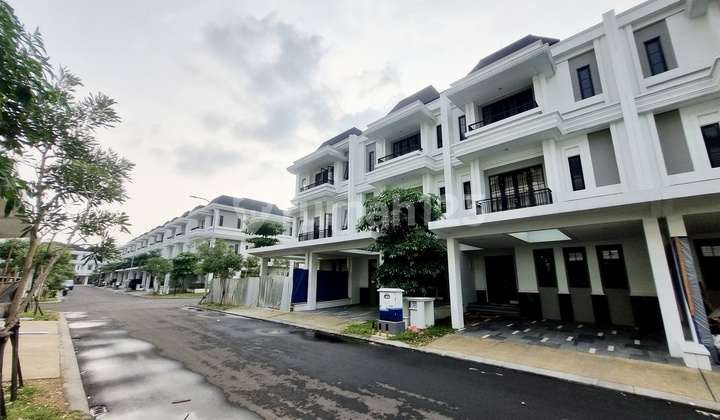 Cluster Terbaru! Lokasi Super Premium Selangkah Ke Toll Dan Mall Lingkungan Nyaman Dijamin Suka! Cocok Untuk Keluarga Bahagia Rumah Bagus SHM di Jl. Alam Sutera Boulevard, Pakualam, Kec. Serpong Utara, Kota Tangerang Selatan, Banten, Alam Sutera 2