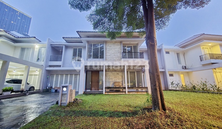 Market 16 M! Superrrr Cheap! Grand House in Aruna Alam Sutera Cluster! Position in Front of Sport Lounge on the Main Road! 1 Minute from Toll Super Best Deal! 2