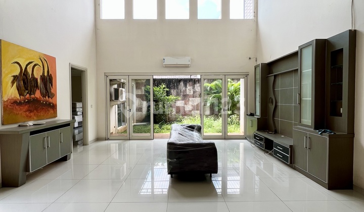 Best Price! Rumah Rasa Villa! Area Terbaik Paling Sejuk Di Orlanda Alam Sutera! Lokasi Strategis Di Pusat Alam Sutera Selangkah Ke Mall Dan Pasar 8 2