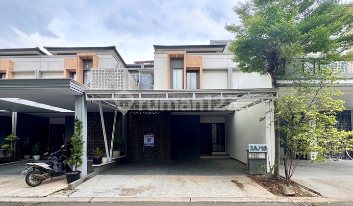 Depan Taman! Rumah Cantik Nyaman di Cluster Victoria Alam Sutera! Kawasan Eksklusif Lokasi Super Strategis di Pusat Kota Alam Sutera Depan Taman! Rumah Cantik Nyaman di Cluster Victoria Alam Sutera! Kawasan Eksklusif Lokasi Super Strategis di Pusat Kota Alam Sutera