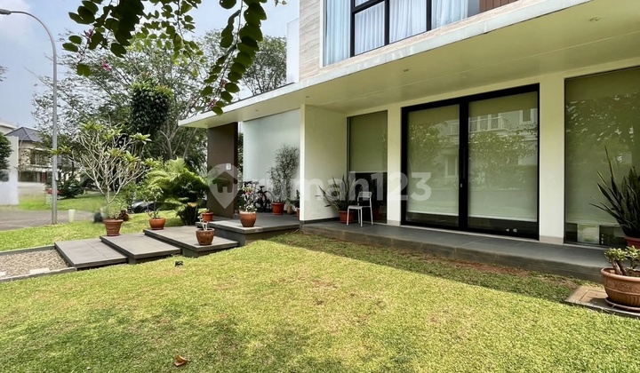 Hunian Rasa Villa! A Rare Corner Home At Vermont Parkland Bsd City! Elite Area, Best Location, Very Green Environment. 2