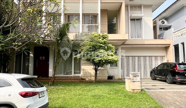 Suitable for Negotiation! Majestic House in Pelangi Alam Sutera Cluster! Unbeatable Location! Steps away from Toll Road and Mall. Suitable for Negotiation! Majestic House in Pelangi Alam Sutera Cluster! Unbeatable Location! Steps away from Toll Road and Mall.
