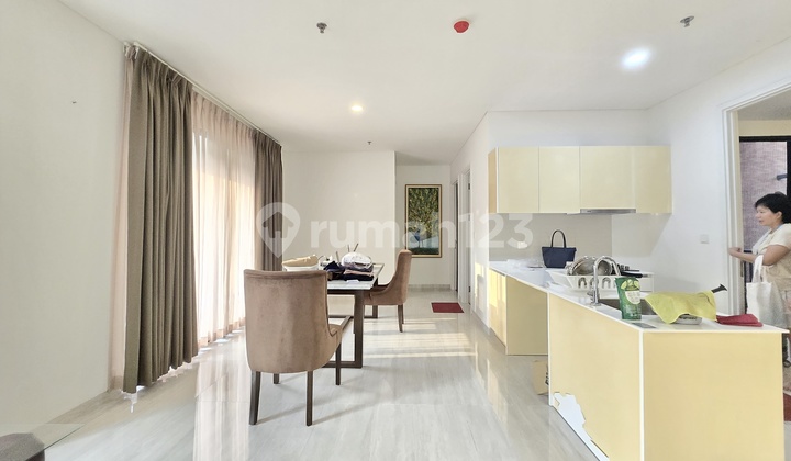 Besttt View! Lloyd Apartment 3 Bedrooms Furnished Rapi Terawat! Serasa Tinggal Di Vila! Lokasi Sangat Strategis Keamanan 24 Jam