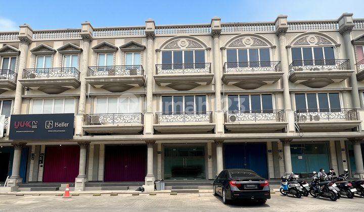 Paling Murah! bisa Gandeng! Sebelah Crown Padel! Ruko De Mansion Alam Sutera Siap Pakai Lokasi Superrr Strategis Paling Murah! bisa Gandeng! Sebelah Crown Padel! Ruko De Mansion Alam Sutera Siap Pakai Lokasi Superrr Strategis