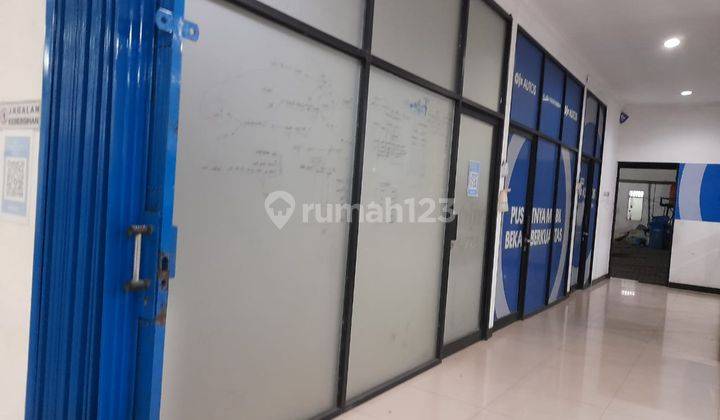 Ex Showroom Mobil Pinggir Jalan Raya Jl. Cut Meutia Bekasi Timur 3