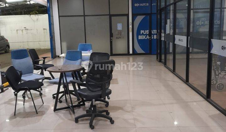 Ex Showroom Mobil Pinggir Jalan Raya Jl. Cut Meutia Bekasi Timur 1