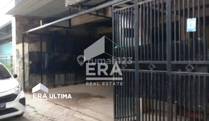 Rumah 2 Lantai di Inhoftank Pelindung Hewan Astana Anyar Bandung 1