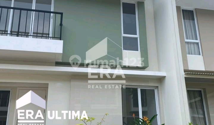 Rumah 2 Lt. Di Summarecon Mutiara Makassar, Kota Makassar, Sulawesi Selatan.