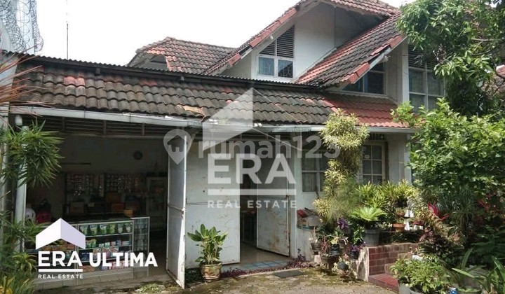 Spacious Land House with Cool Air in Cihanjuang, North Cimahi Spacious Land House with Cool Air in Cihanjuang, North Cimahi