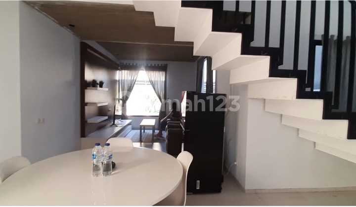 Rumah 2 Lt. Full Furnished Di Mekar Wangi, Bandung 2