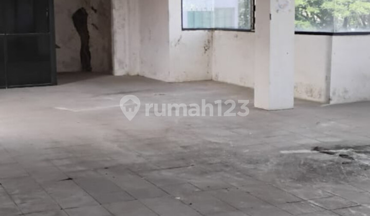 Well-maintained House Suitable for Office and Business in Laswi Well-maintained House Suitable for Office and Business in Laswi