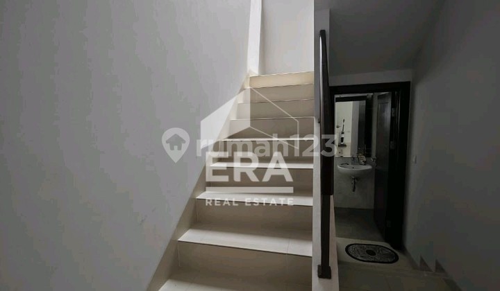 Rumah 2 Lantai di Podomoro Park, Buah Batu Bandung. 2