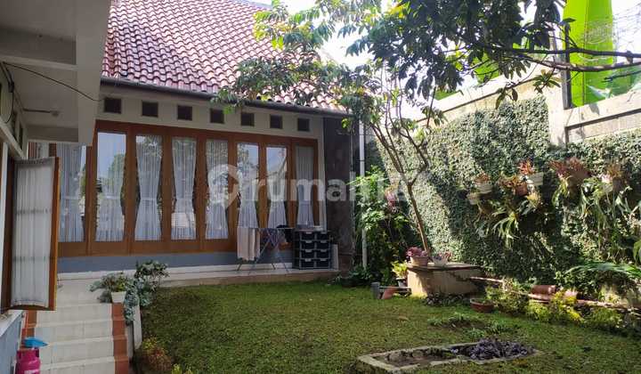 Rumah Bagus Asri 2 Lantai Di Pondok Hijau, Setiabudi, Bandung Utara